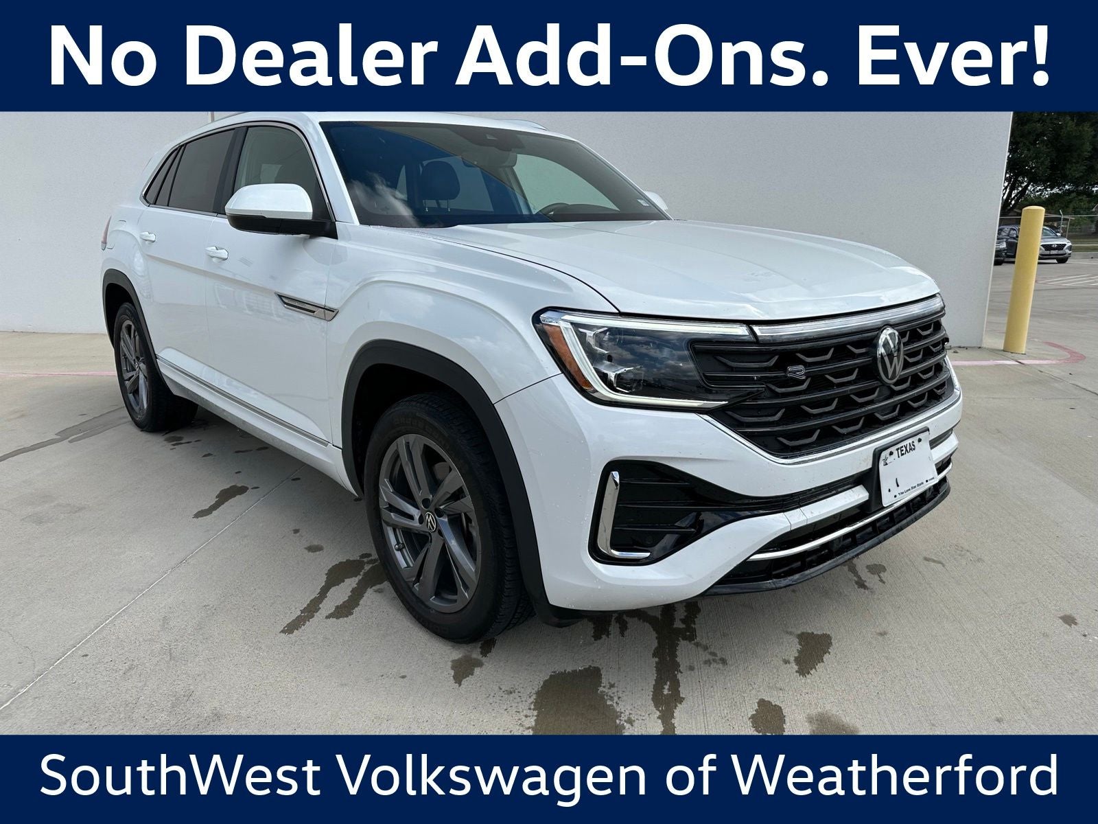 2024 Volkswagen Atlas Cross Sport 2.0T SEL R-Line