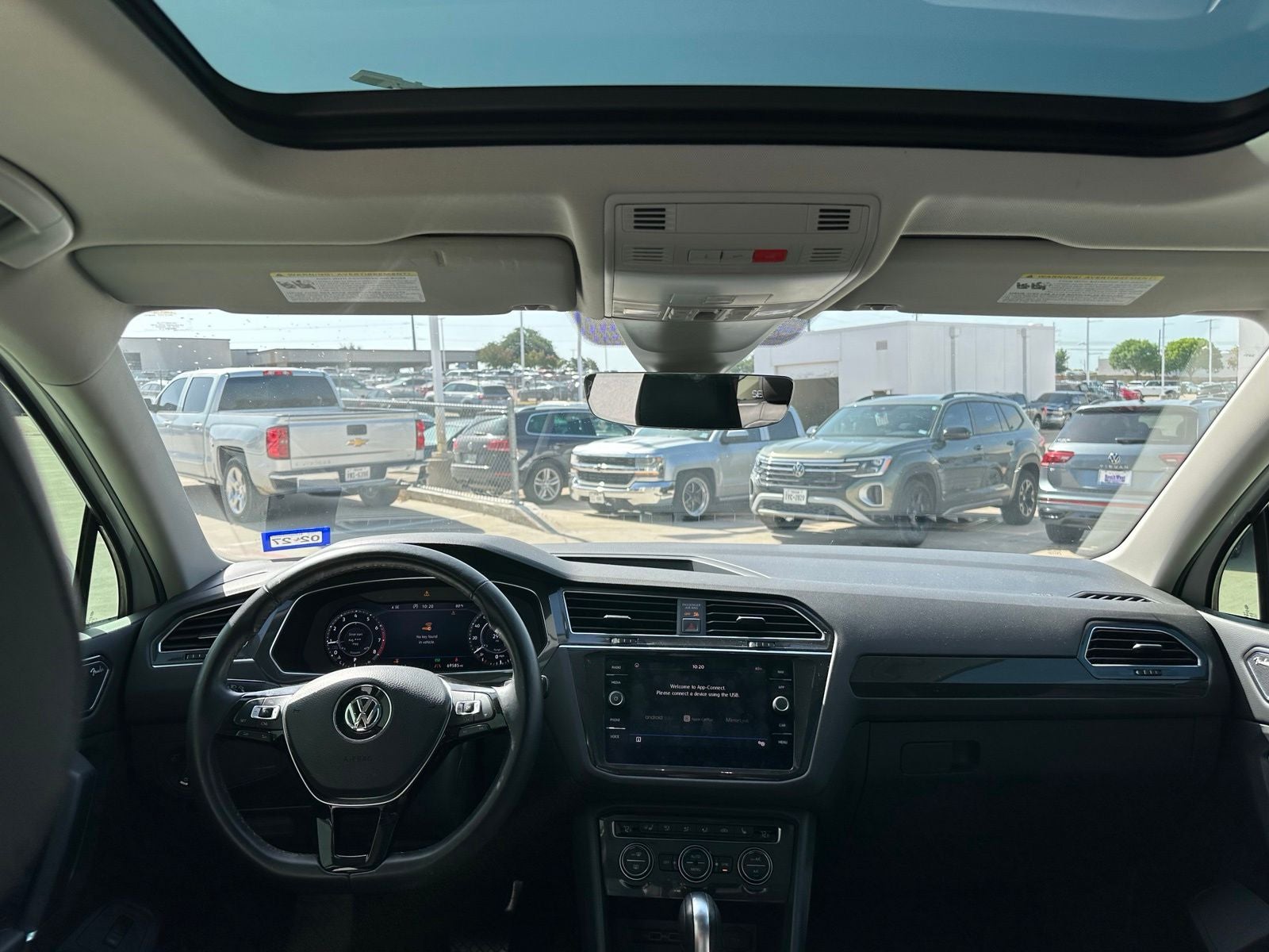2018 Volkswagen Tiguan 2.0T SEL Premium