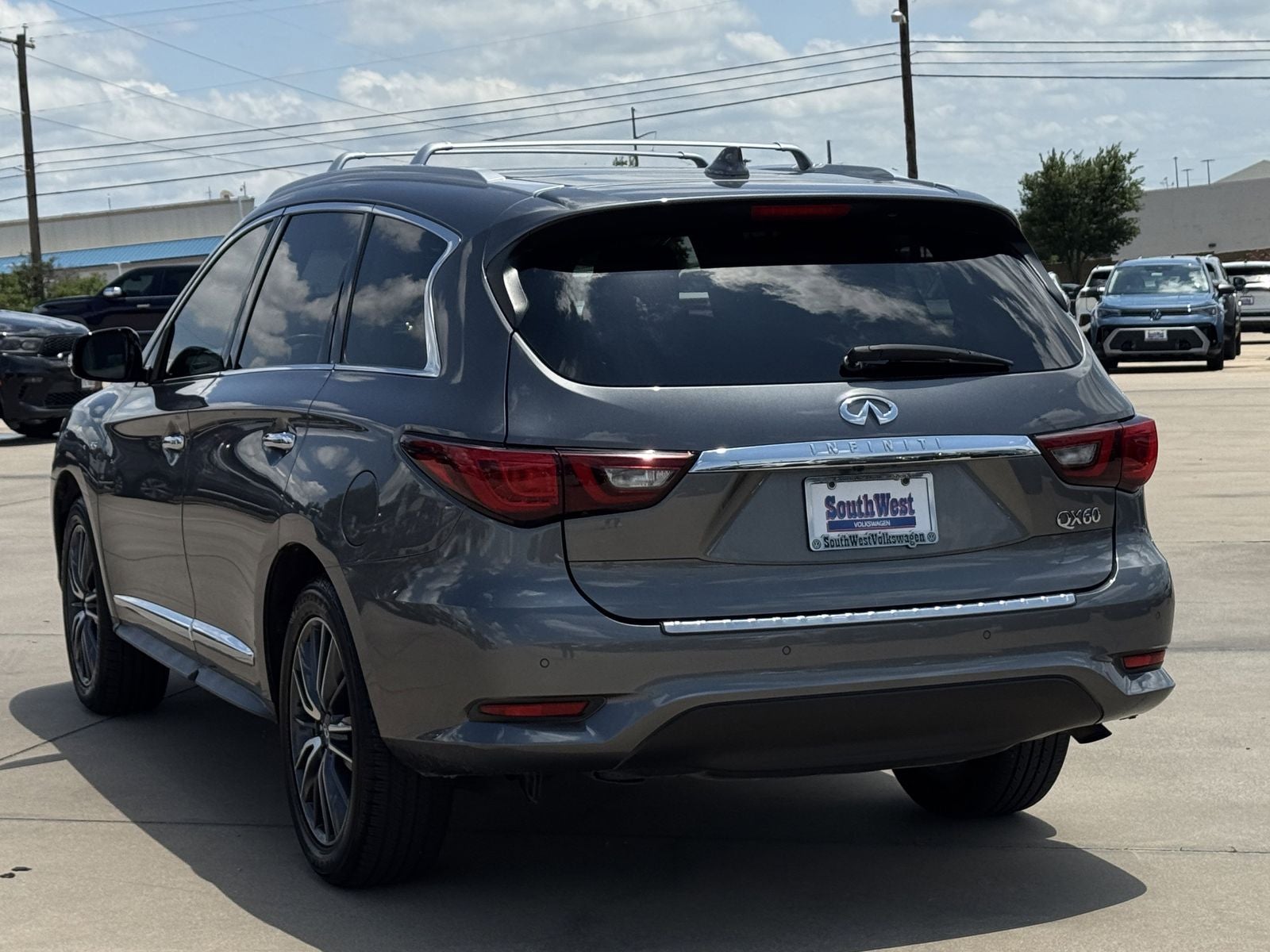2019 INFINITI QX60 LUXE