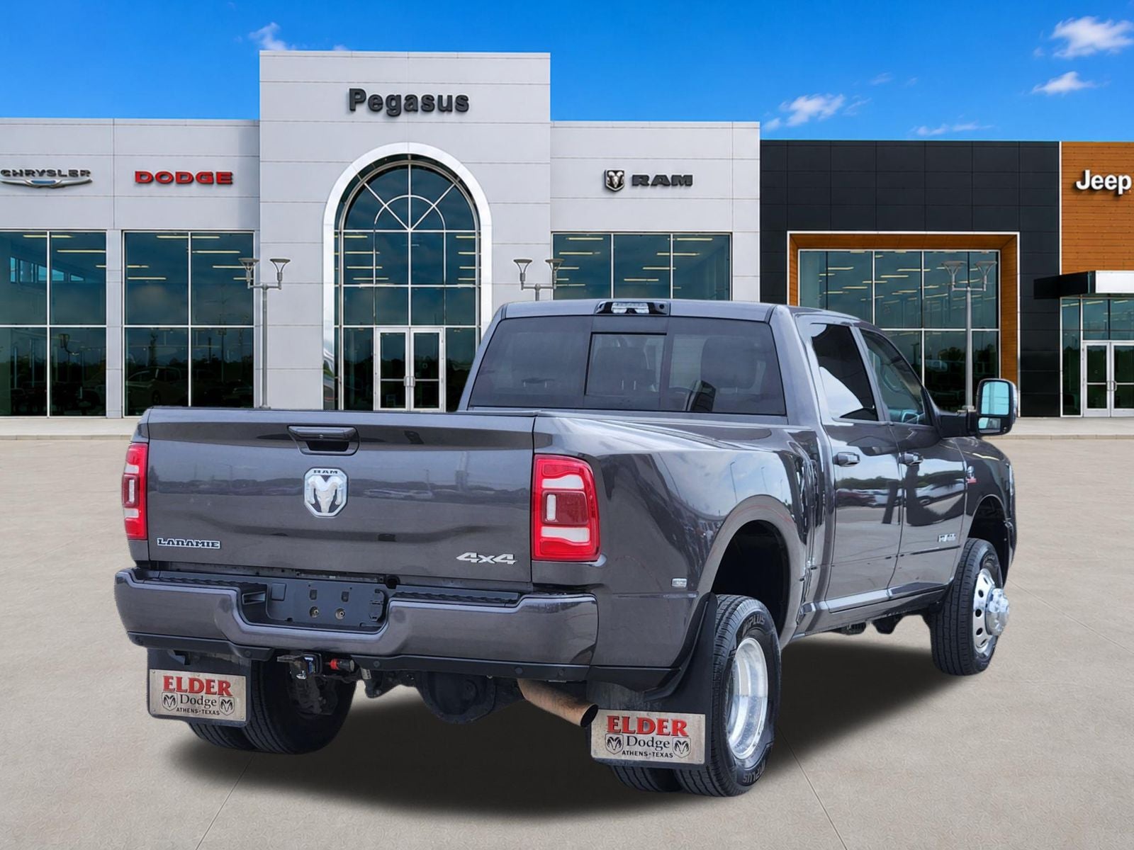 2024 RAM Ram 3500 Laramie Crew Cab 4x4 8' Box
