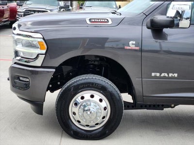 2024 RAM Ram 3500 Laramie Crew Cab 4x4 8' Box