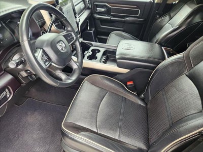 2024 RAM Ram 3500 Laramie Crew Cab 4x4 8' Box