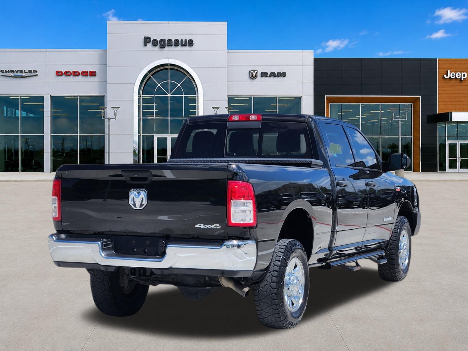 2020 RAM Ram 2500 Tradesman Crew Cab 4x4 6'4' Box