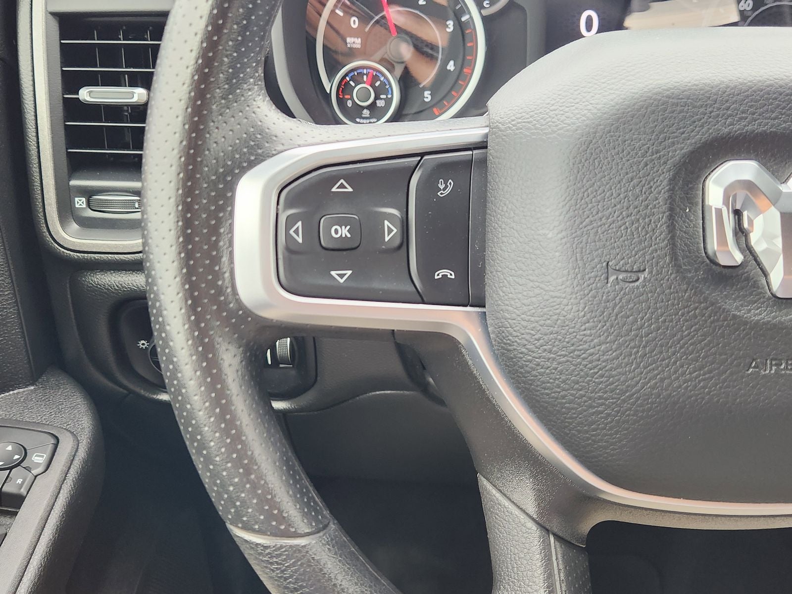 2025 RAM Ram 2500 Tradesman Crew Cab 4x4 6'4' Box