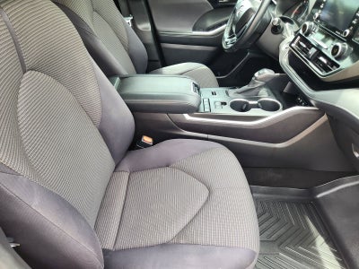 2021 Toyota Highlander LE