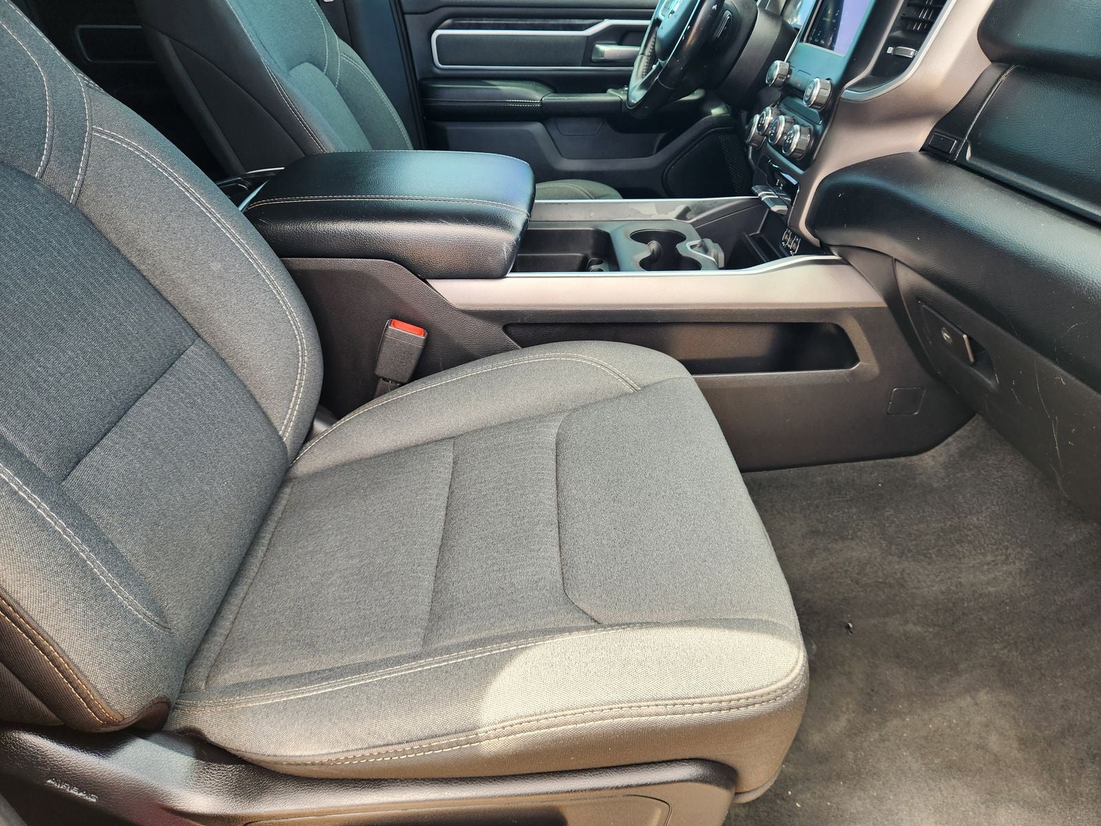 2021 RAM Ram 1500 Lone Star Quad Cab 4x2 6'4' Box