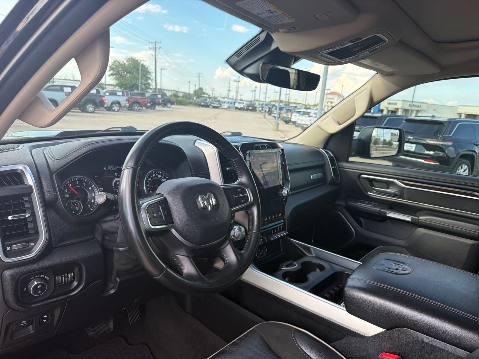 2021 RAM Ram 1500 Laramie Crew Cab 4x2 5'7' Box