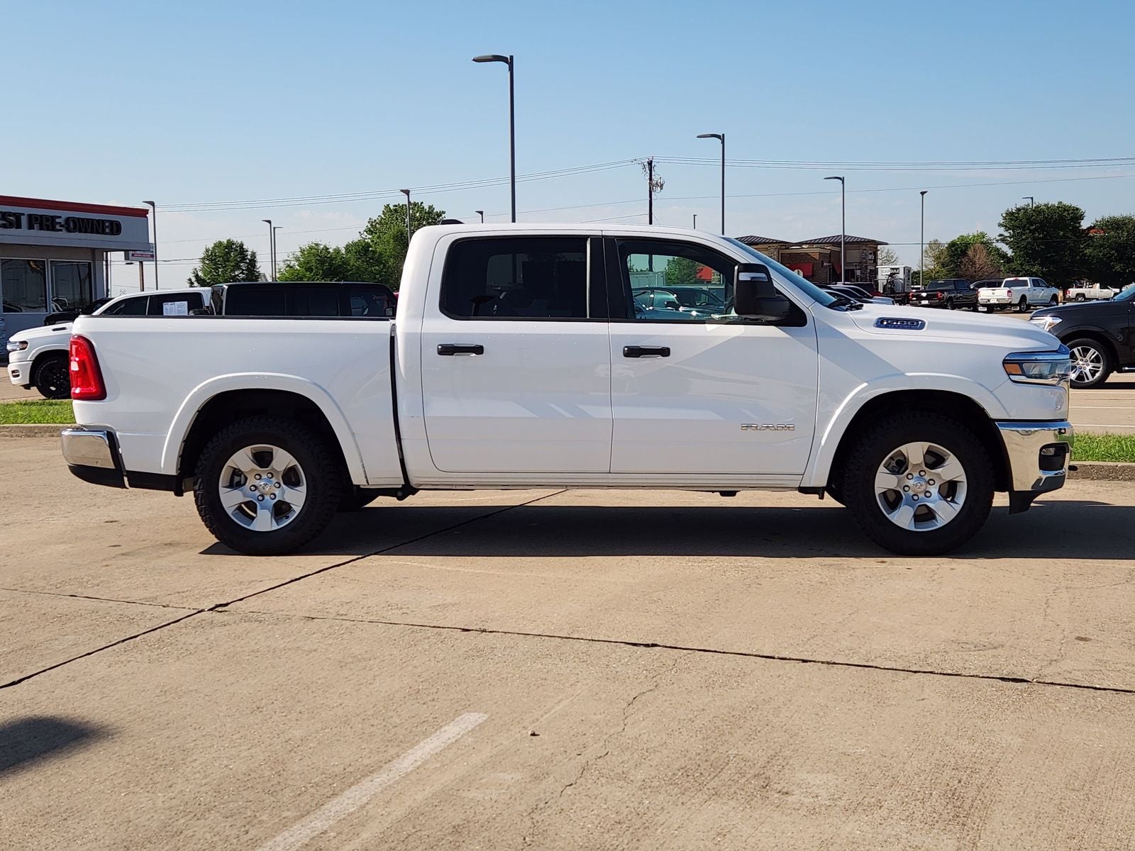 2025 RAM Ram 1500 Lone Star Crew Cab 4x4 5'7' Box