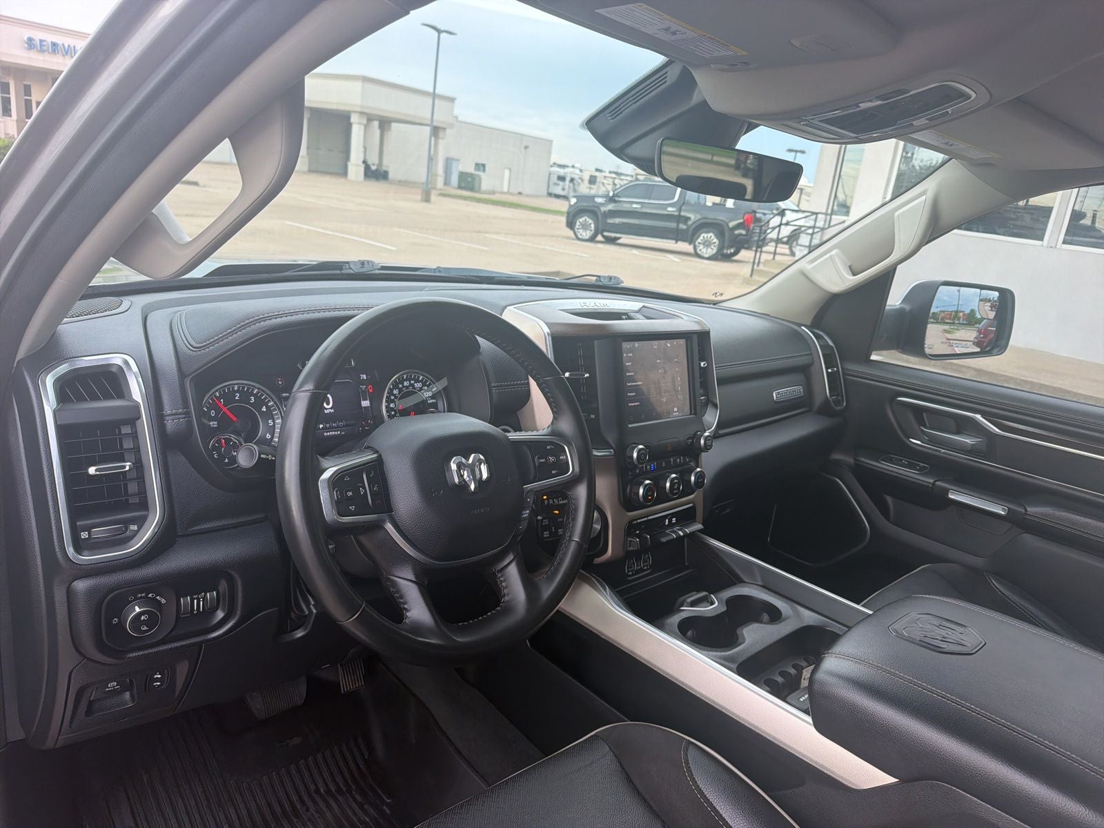 2022 RAM Ram 1500 Laramie Crew Cab 4x4 5'7' Box