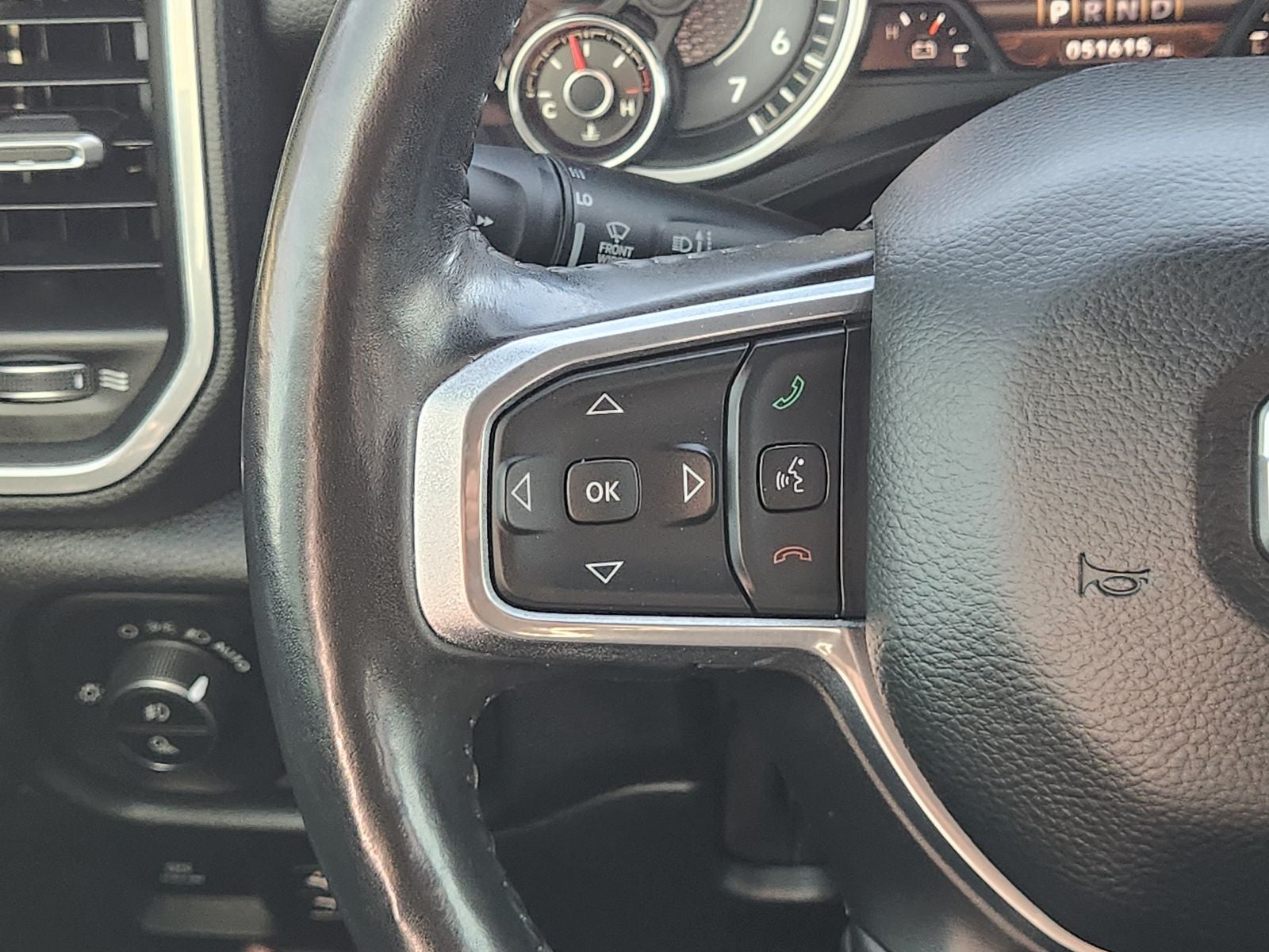 2020 RAM Ram 1500 Laramie Crew Cab 4x4 5'7' Box