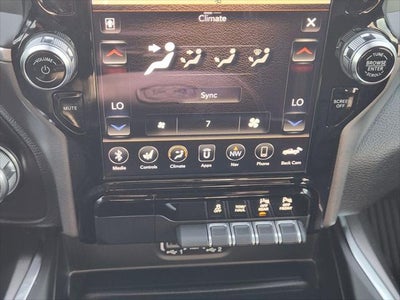 2020 RAM Ram 1500 Laramie Crew Cab 4x4 5'7' Box