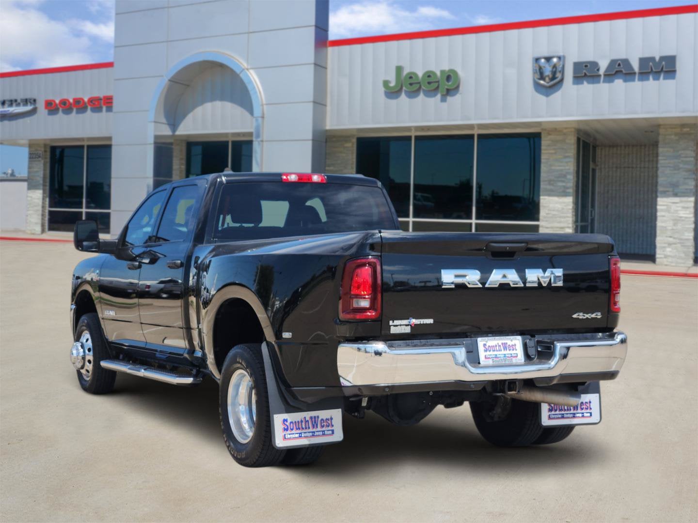 2025 RAM Ram 3500 Lone Star Crew Cab 4x4 8' Box