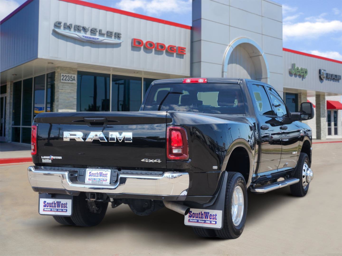 2025 RAM Ram 3500 Lone Star Crew Cab 4x4 8' Box