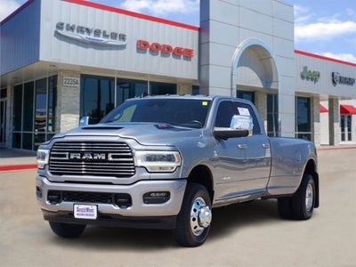 2024 RAM Ram 3500 Laramie Crew Cab 4x4 8' Box