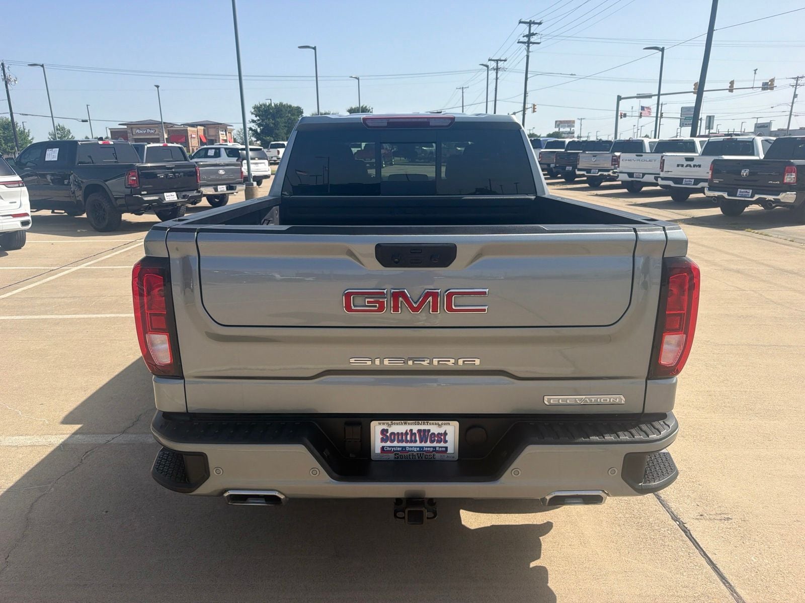 2025 GMC Sierra 1500 4WD Crew Cab Short Box Elevation with 3SB