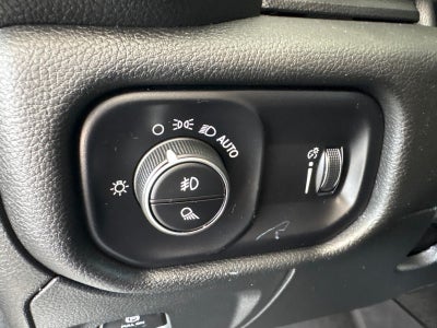 2023 RAM Ram 1500 Lone Star Crew Cab 4x4 5'7' Box