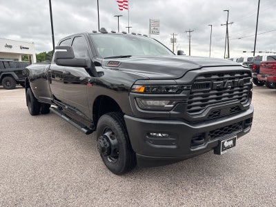 2025 RAM Ram 3500 Tradesman Crew Cab 4x4 8' Box