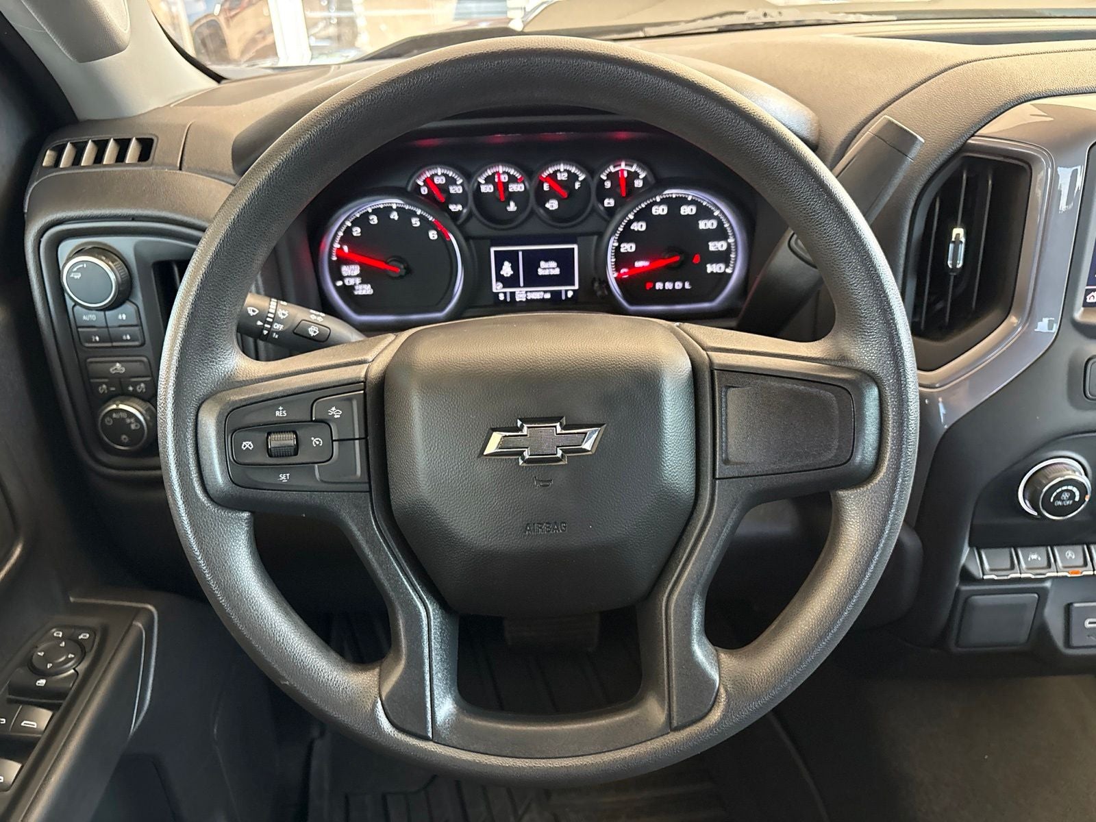 2024 Chevrolet Silverado 1500 4WD Crew Cab Short Bed Custom Trail Boss