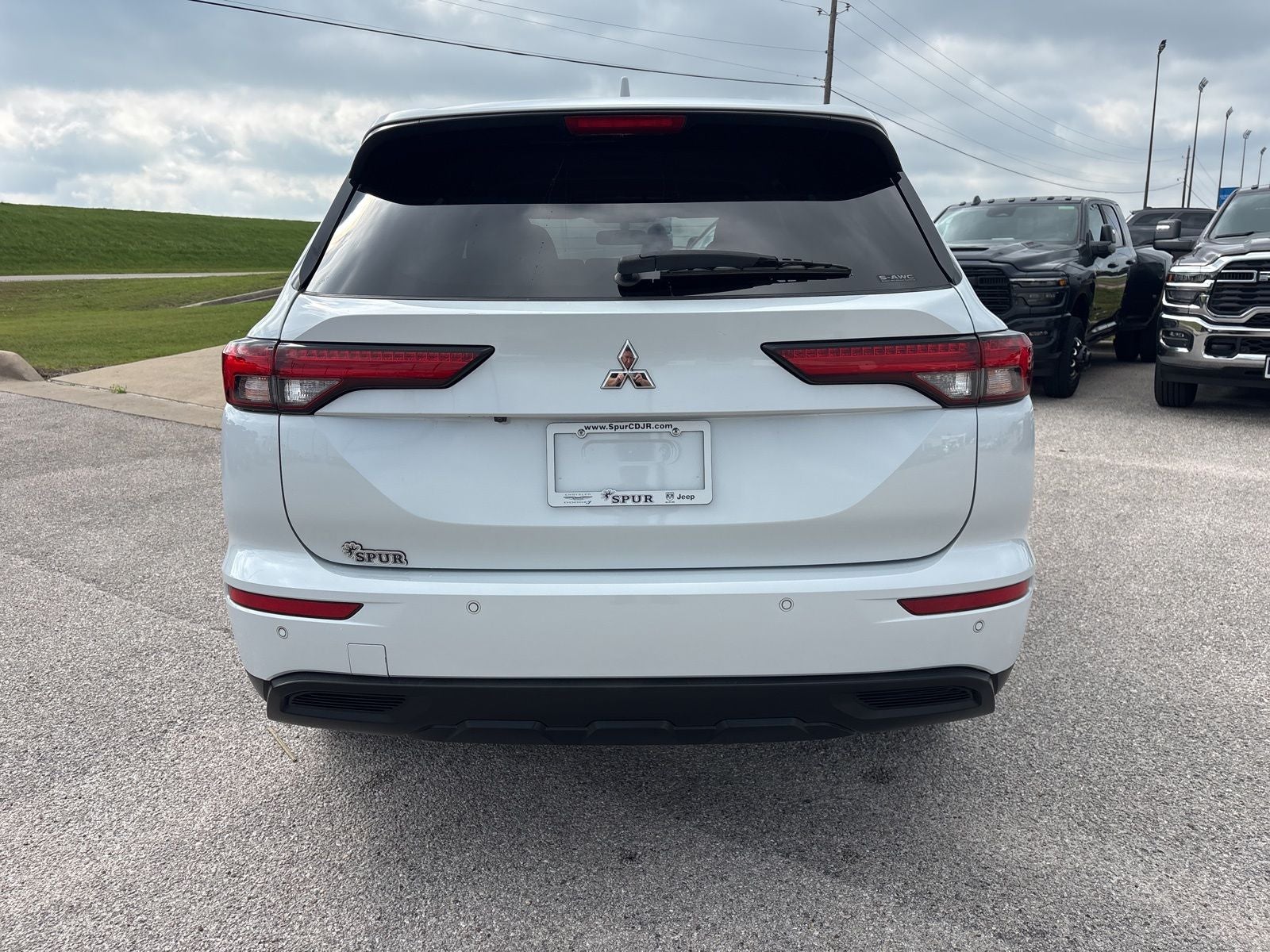 2022 Mitsubishi Outlander ES 2.5 S-AWC