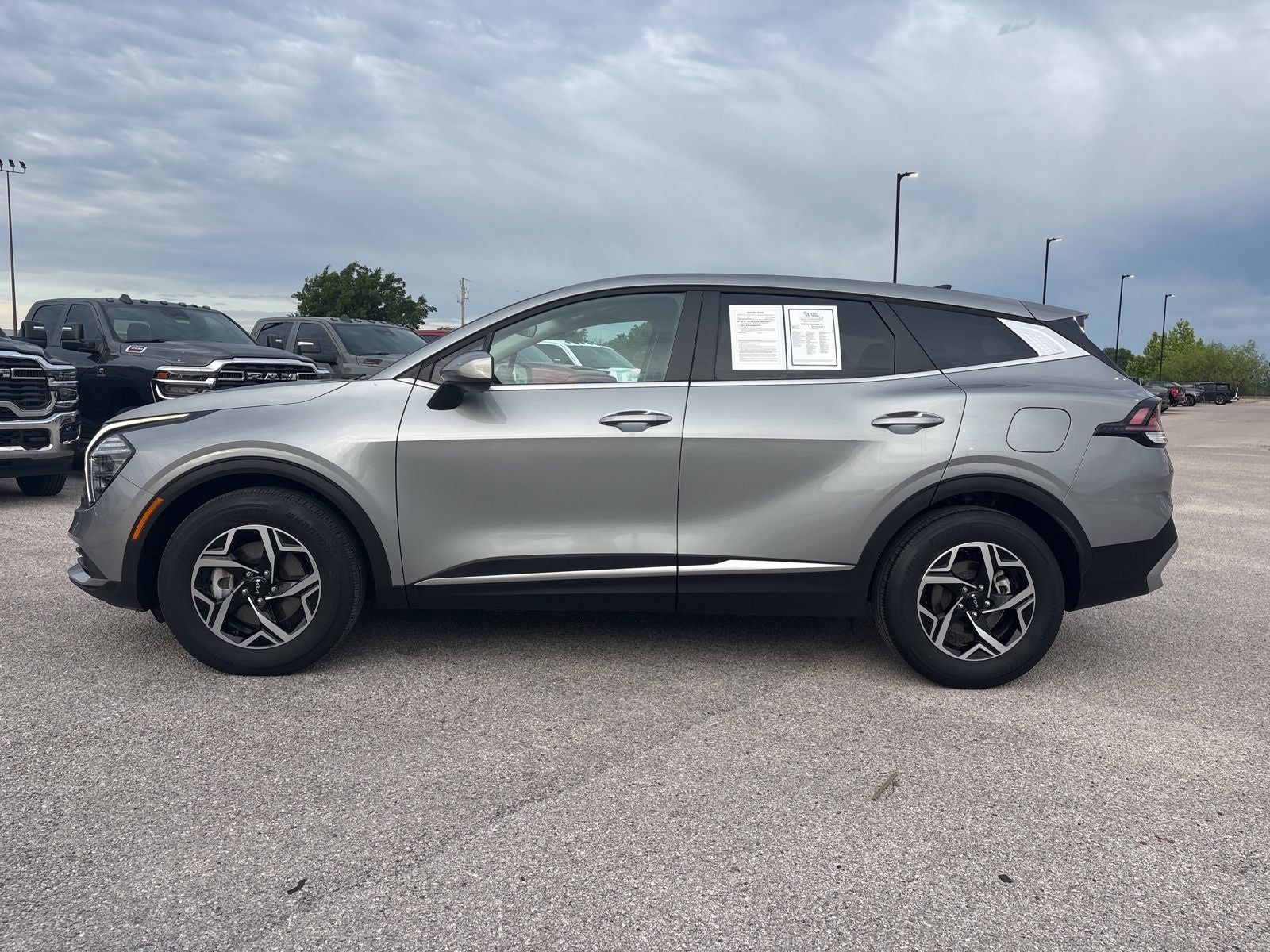 2025 Kia Sportage LX