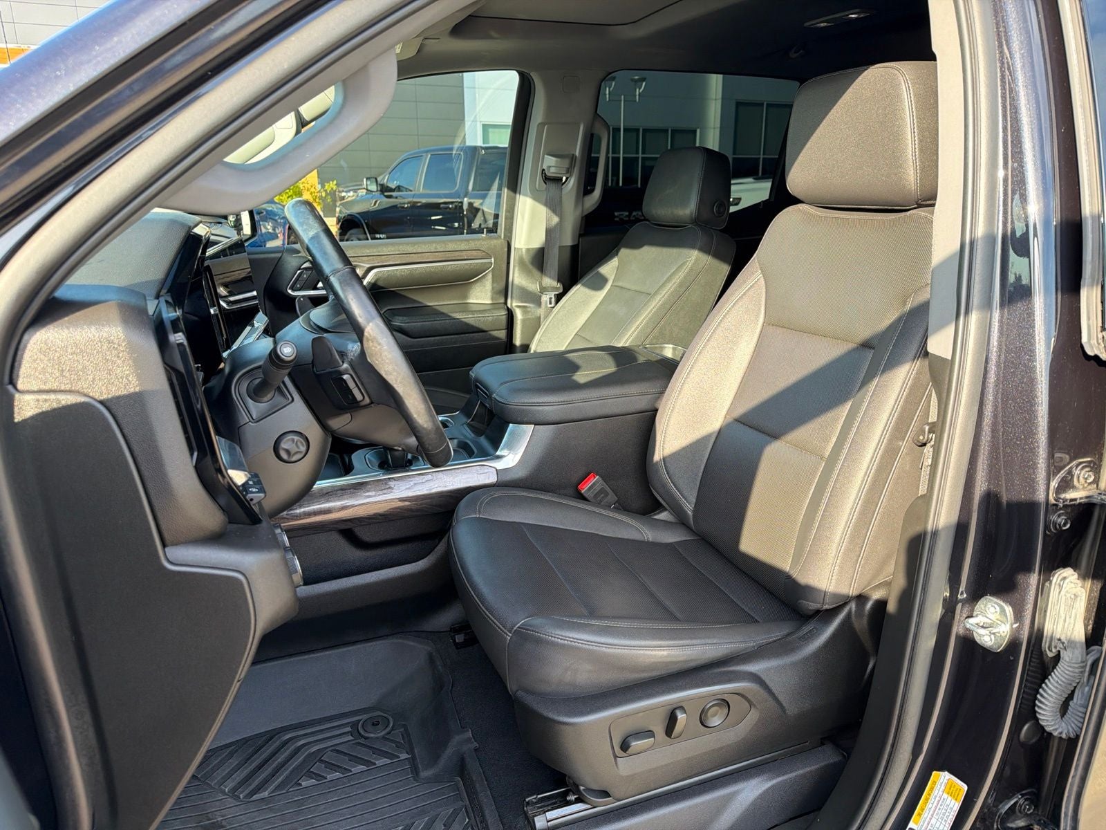 2023 Chevrolet Silverado 1500 4WD Crew Cab Short Bed LTZ
