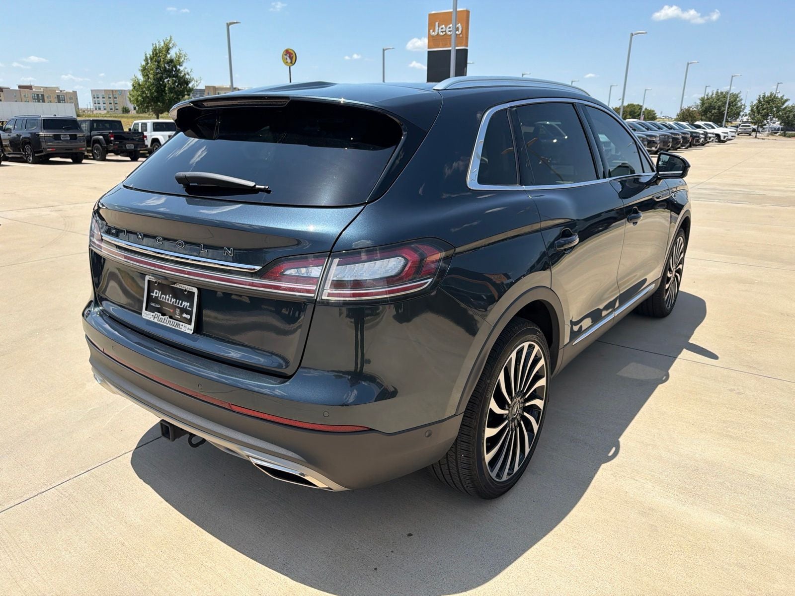 2022 Lincoln Nautilus Black Label