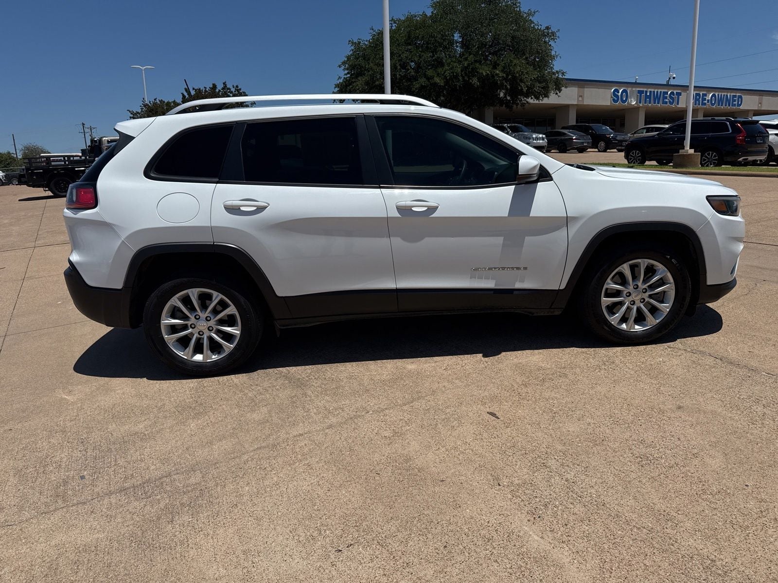 2020 Jeep Cherokee Latitude