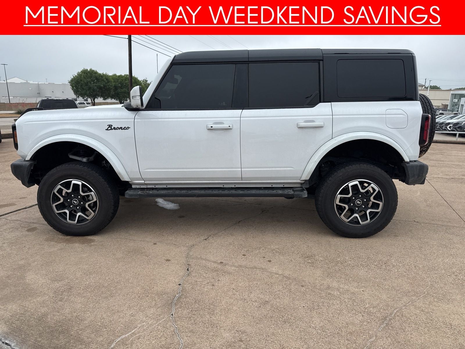 2024 Ford Bronco Outer Banks