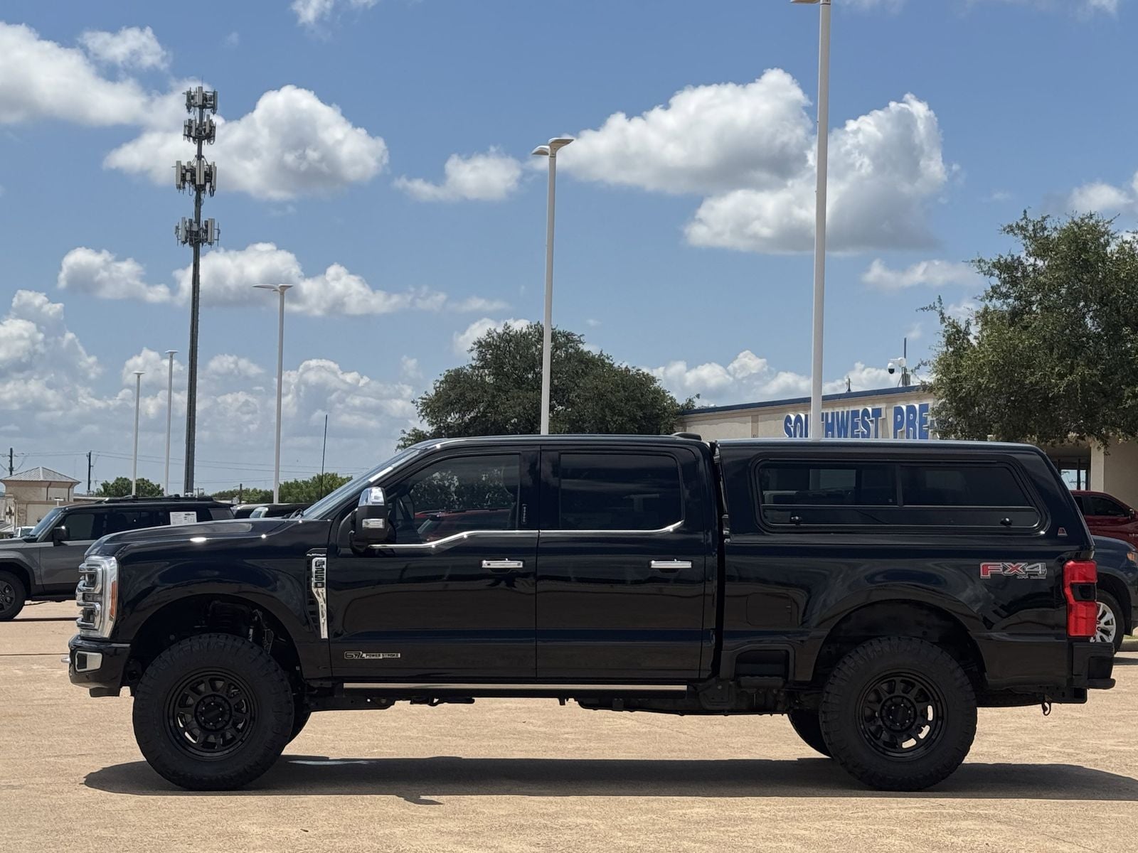 2023 Ford F-250SD Platinum