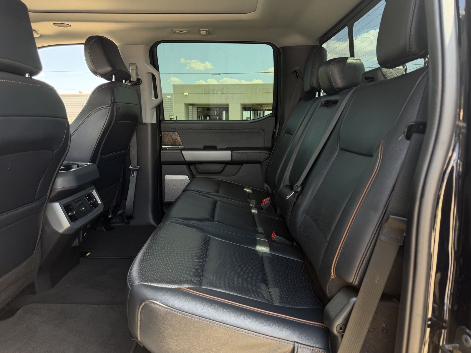 2025 Ford F-250SD F-250® Lariat®