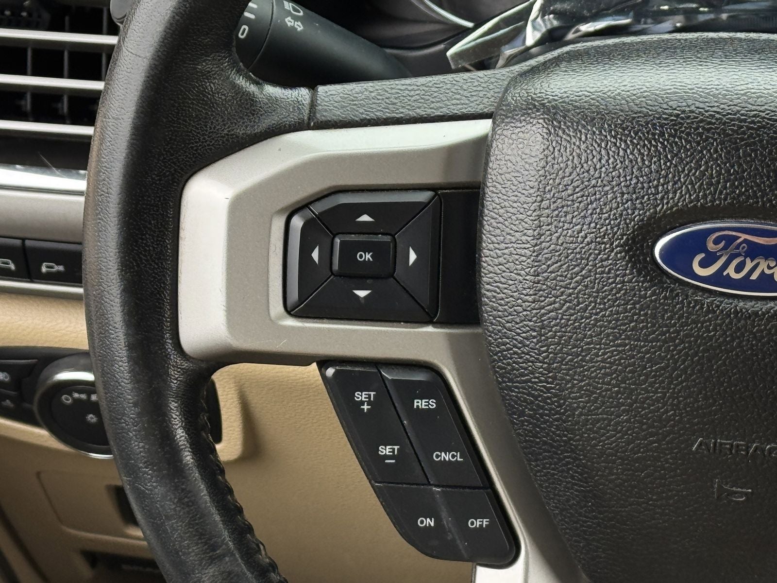 2017 Ford F-350SD Lariat