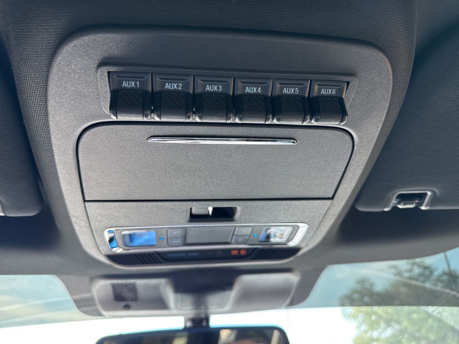 2025 Ford F-450SD Platinum DRW