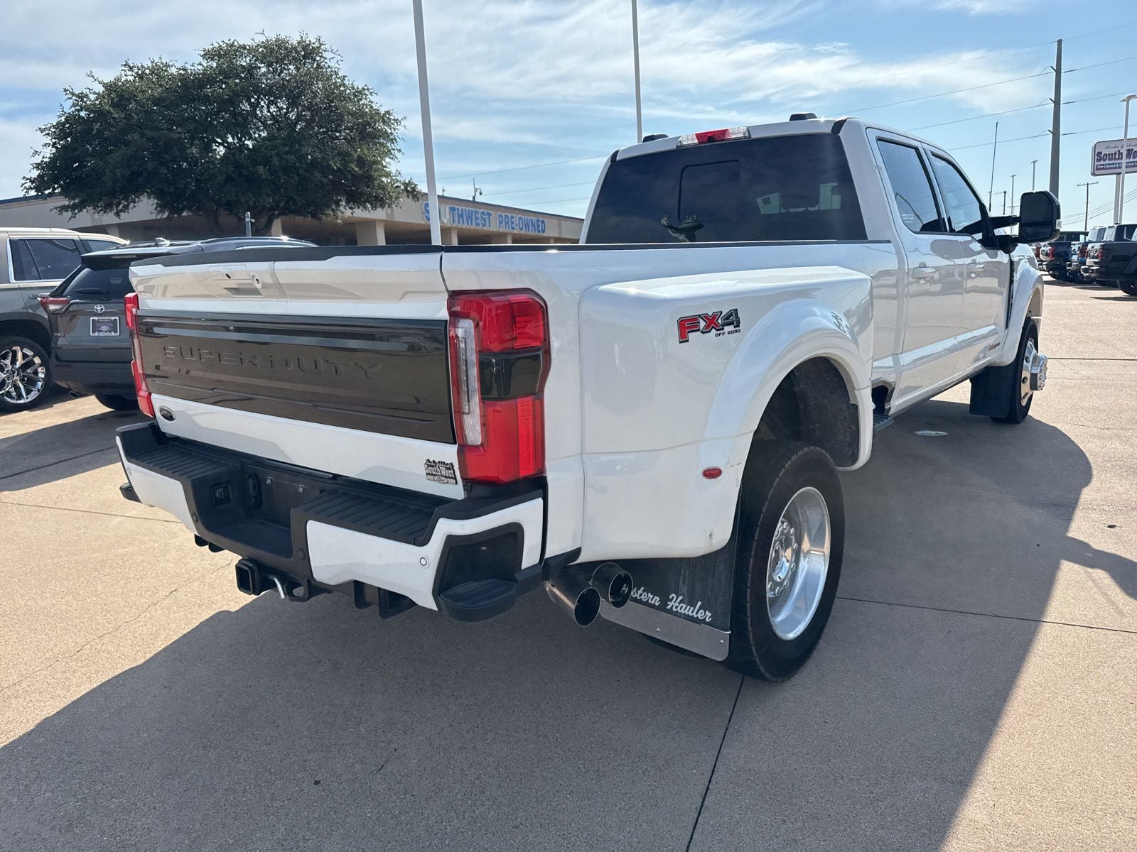 2025 Ford F-450SD Platinum DRW