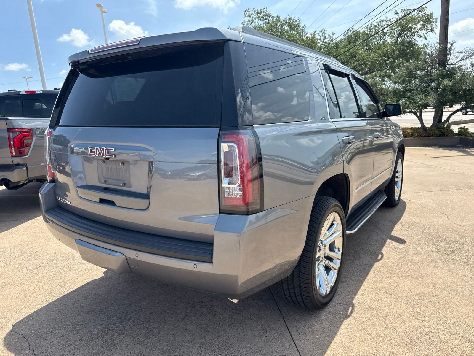 2019 GMC Yukon SLT