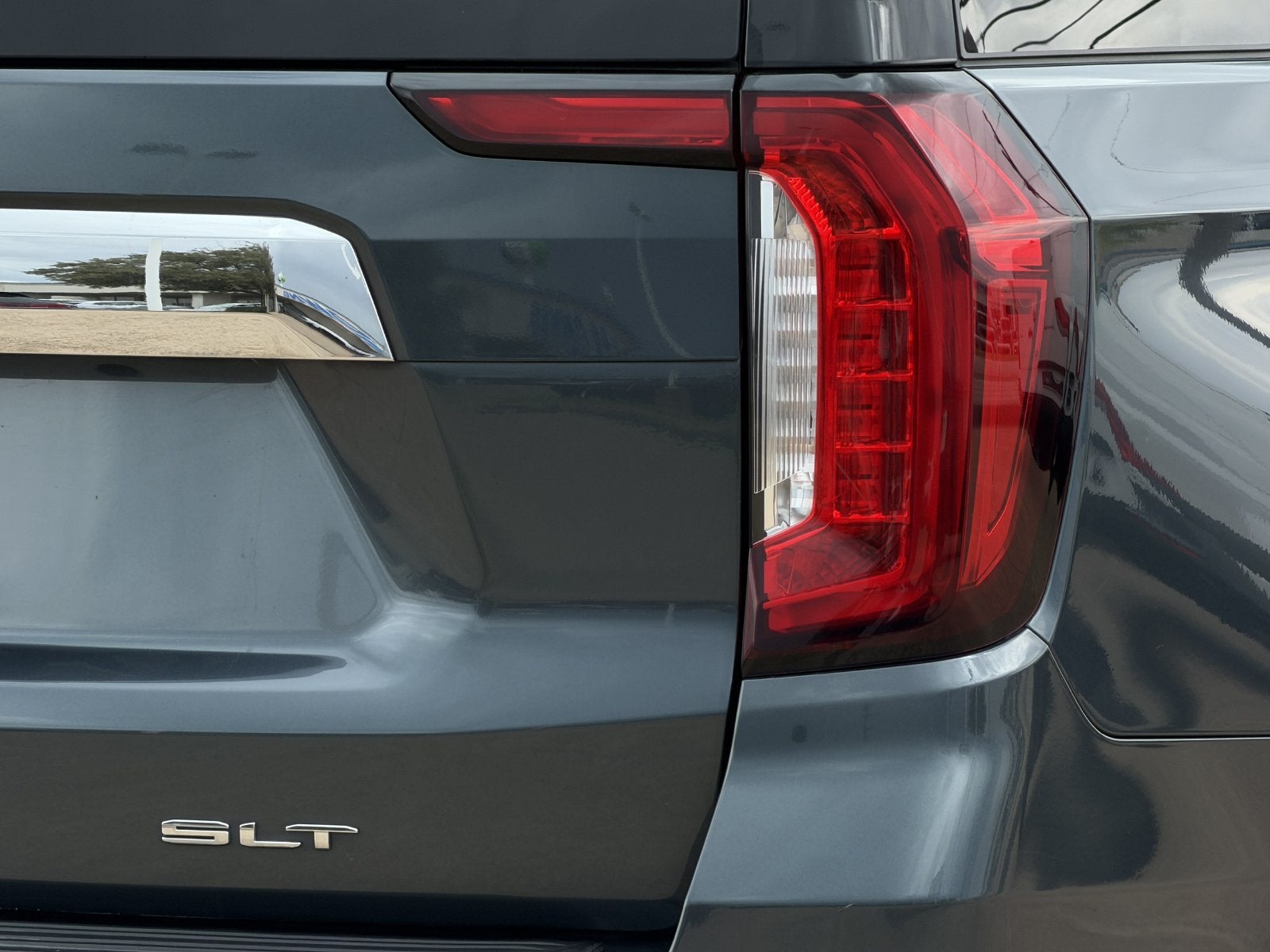 2021 GMC Yukon SLT