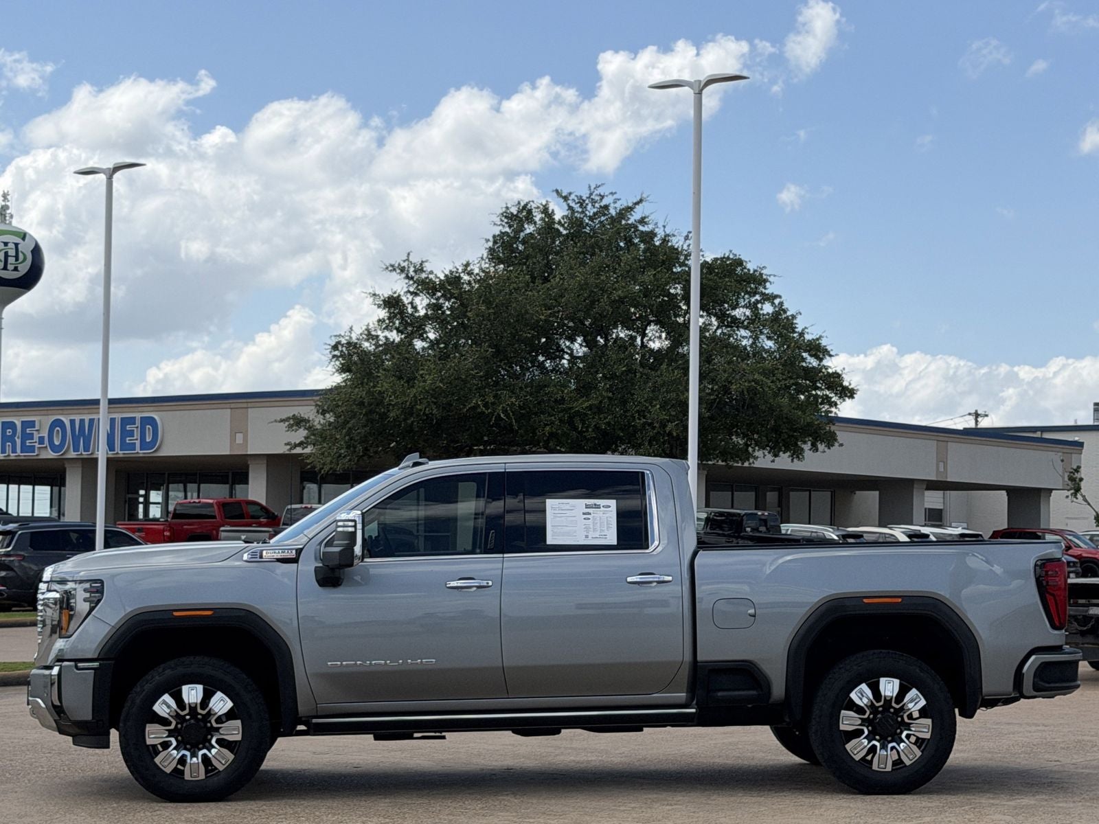 2024 GMC Sierra 2500HD Denali