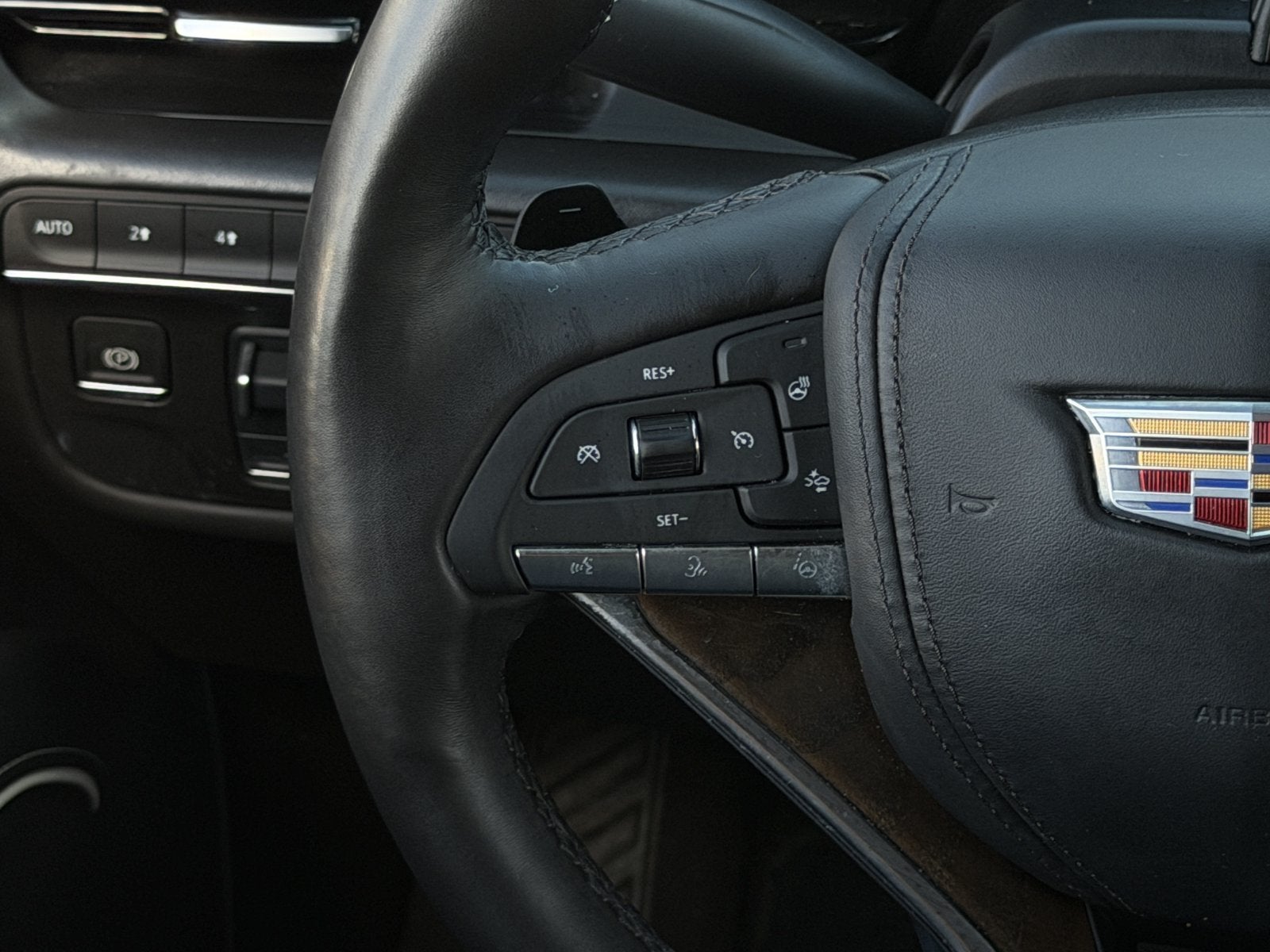 2024 Cadillac Escalade Sport Platinum