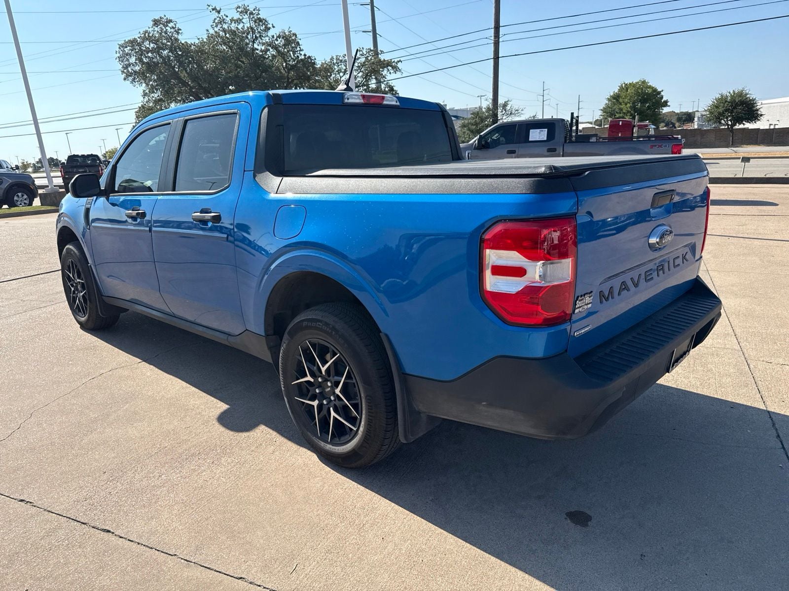 2022 Ford Maverick XL