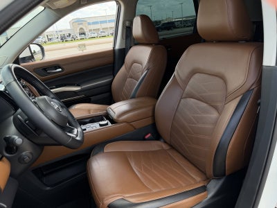 2024 Nissan Pathfinder Platinum