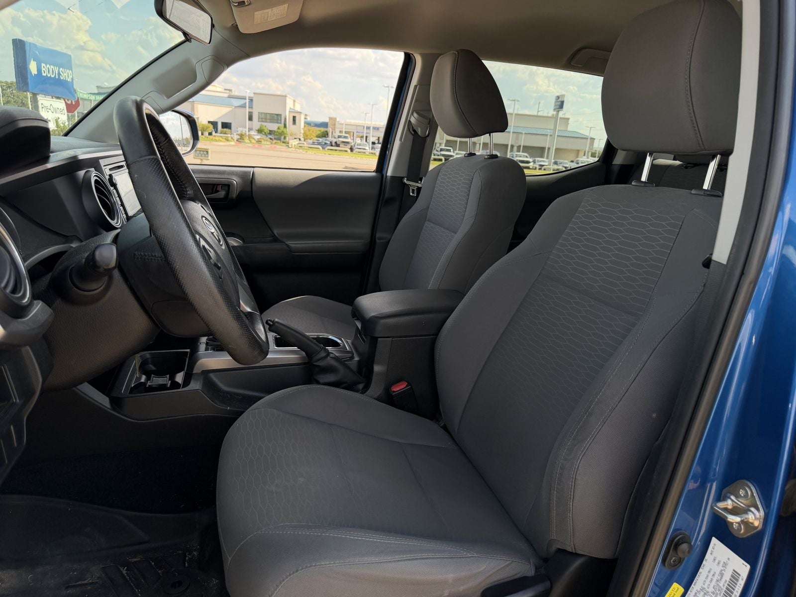 2016 Toyota Tacoma SR5