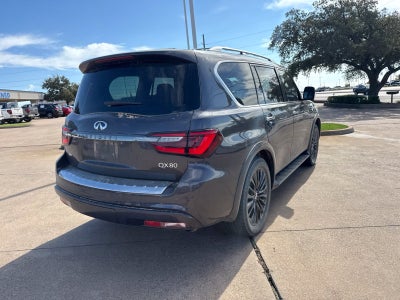 2023 INFINITI QX80 Premium Select