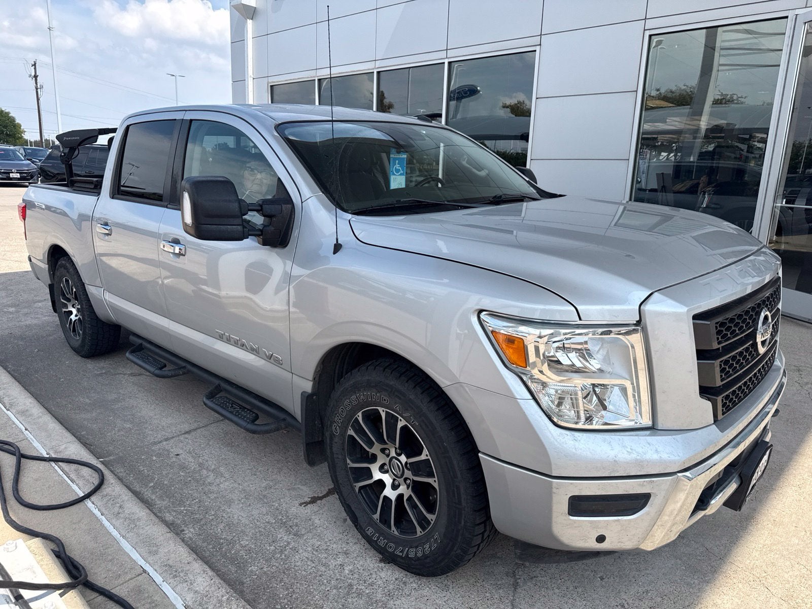 2020 Nissan Titan SV