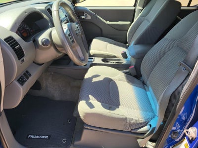 2015 Nissan Frontier SV