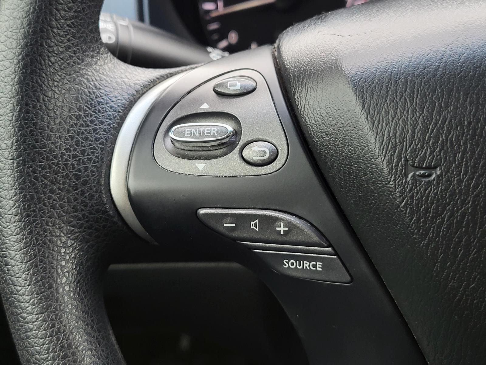 2016 Nissan Pathfinder S