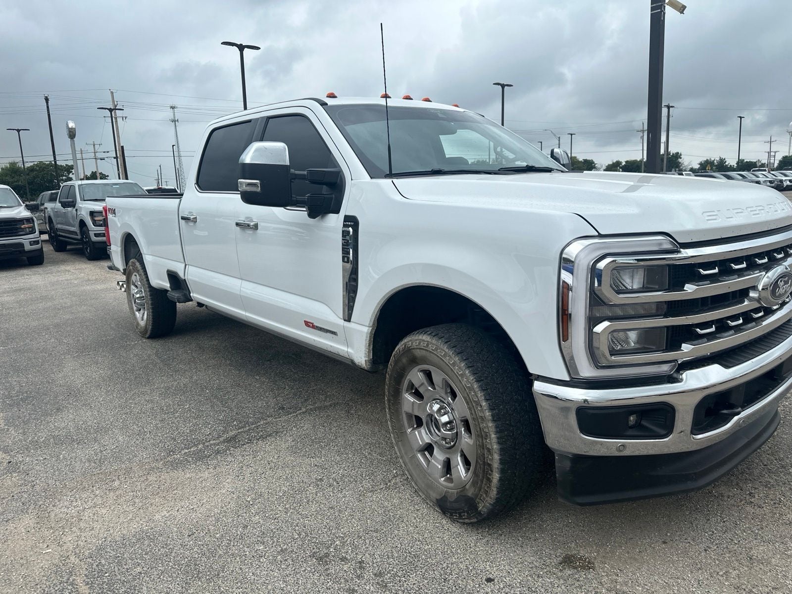 2025 Ford F-350SD Lariat