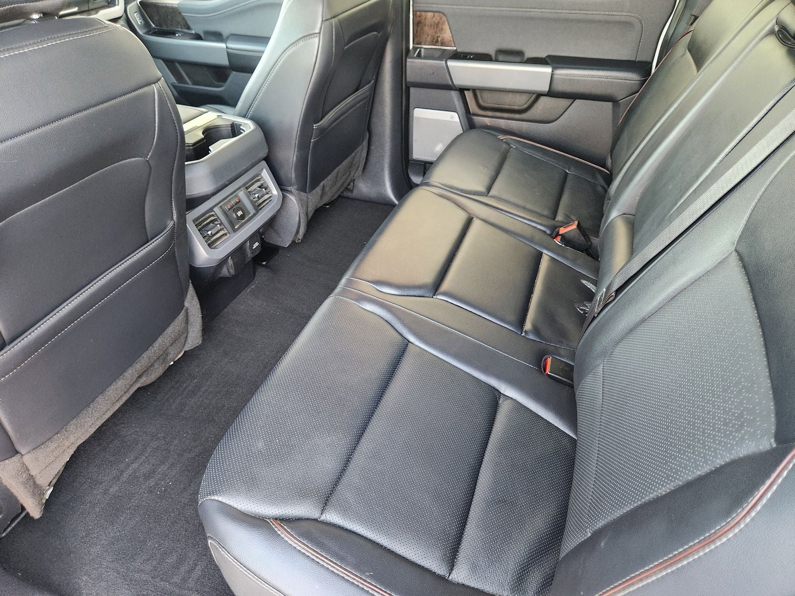 2024 Ford F-350SD Lariat DRW