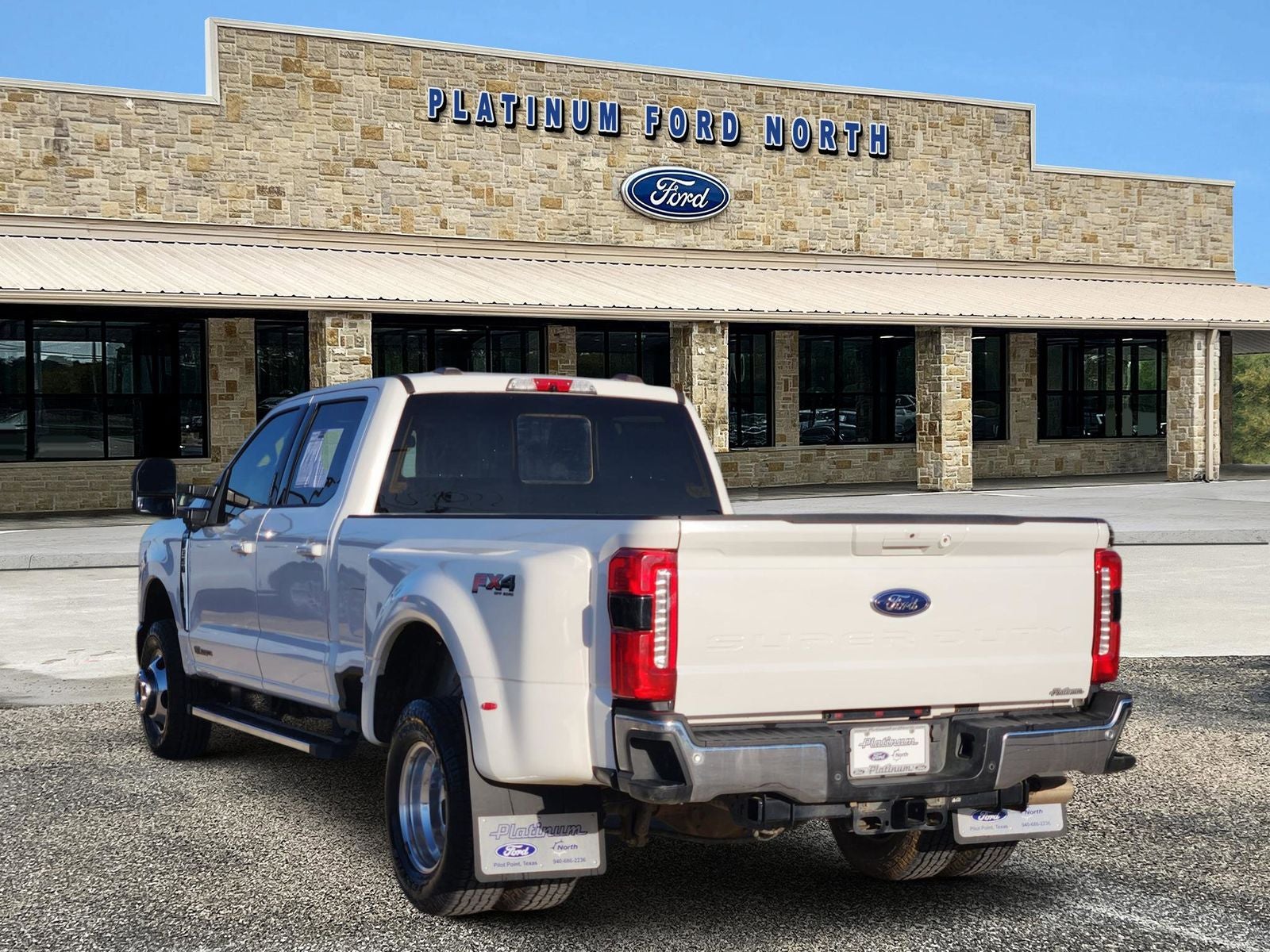 2024 Ford F-350SD Lariat DRW