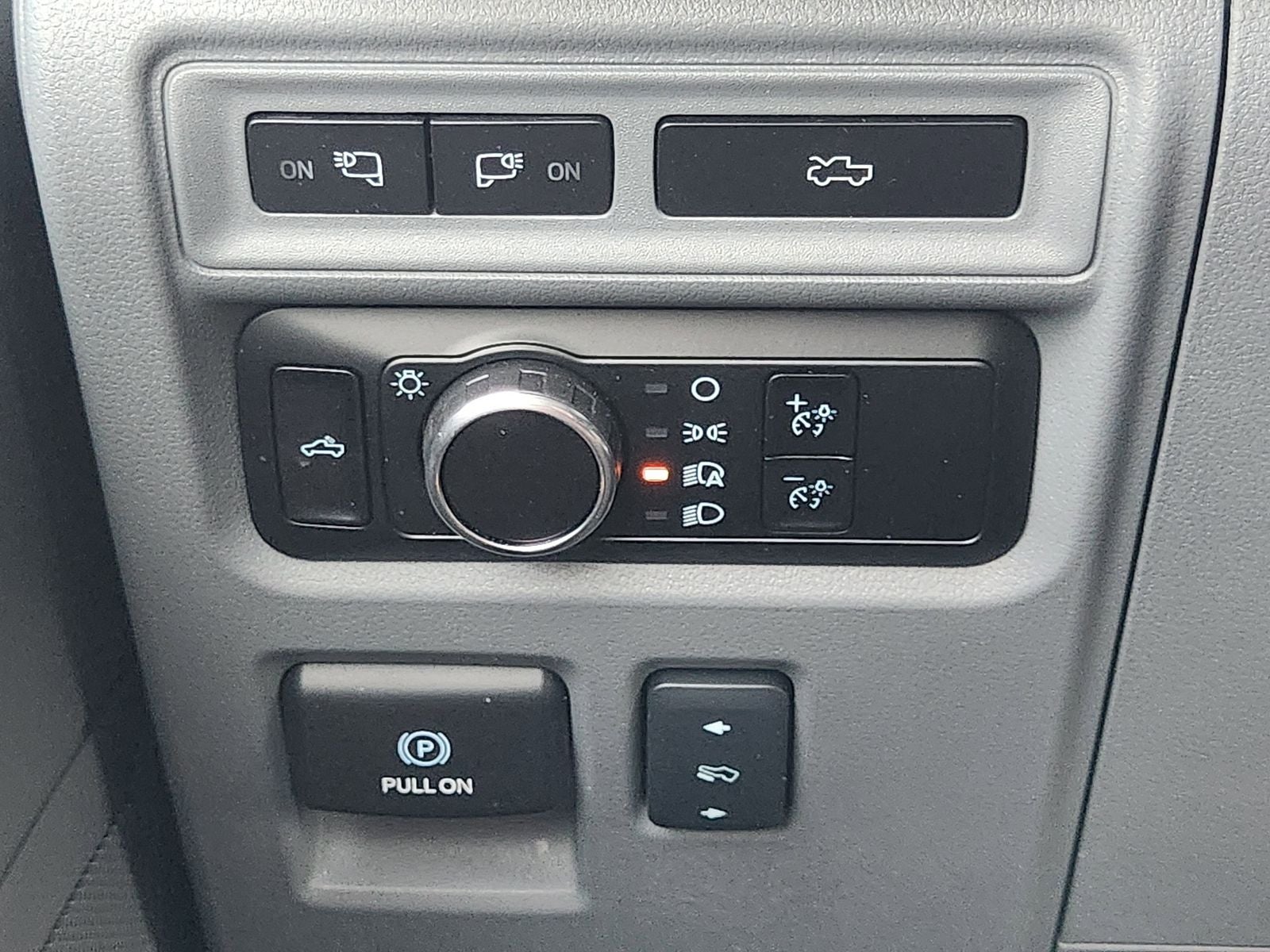 2023 Ford F-150 Lightning XLT