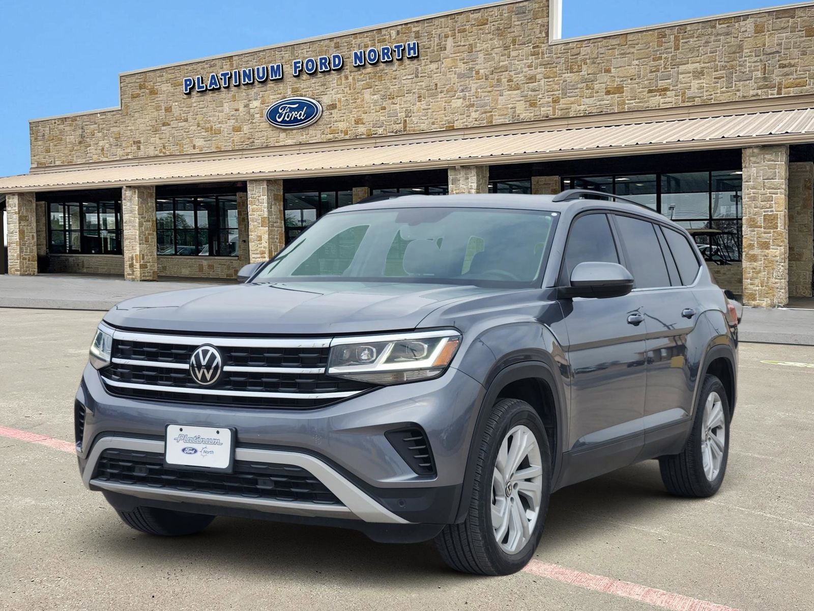 2023 Volkswagen Atlas 3.6L V6 SE w/Technology