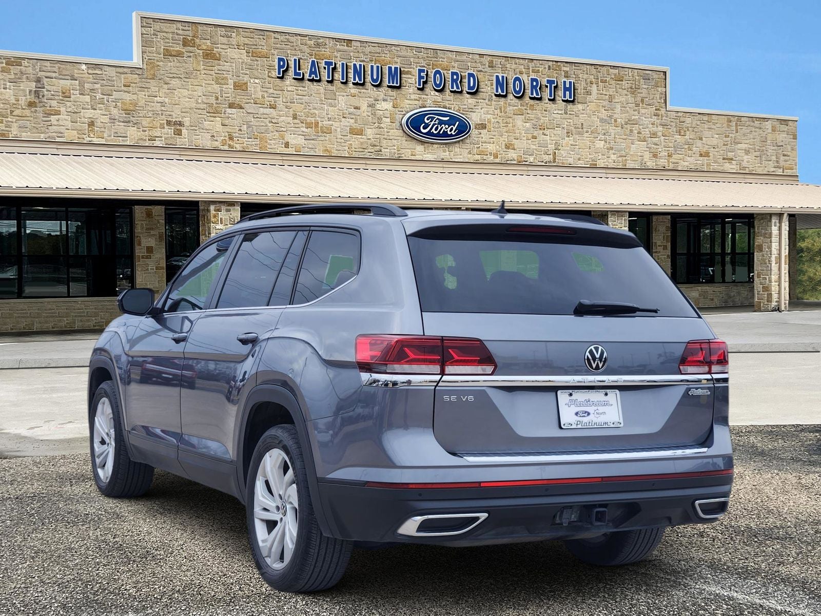 2023 Volkswagen Atlas 3.6L V6 SE w/Technology